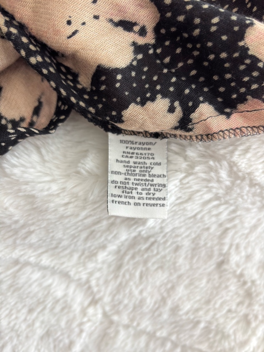 Kimchi Blue Floral Circle Skirt Size Small NEW Black Pink Lightweight Western - Picture 7 of 10